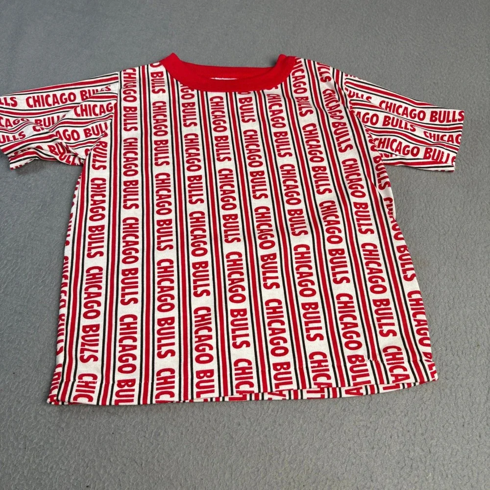 Vintage Chicago Bulls Kids T-Shirt and Shorts Set Red Black White Made in USA 7